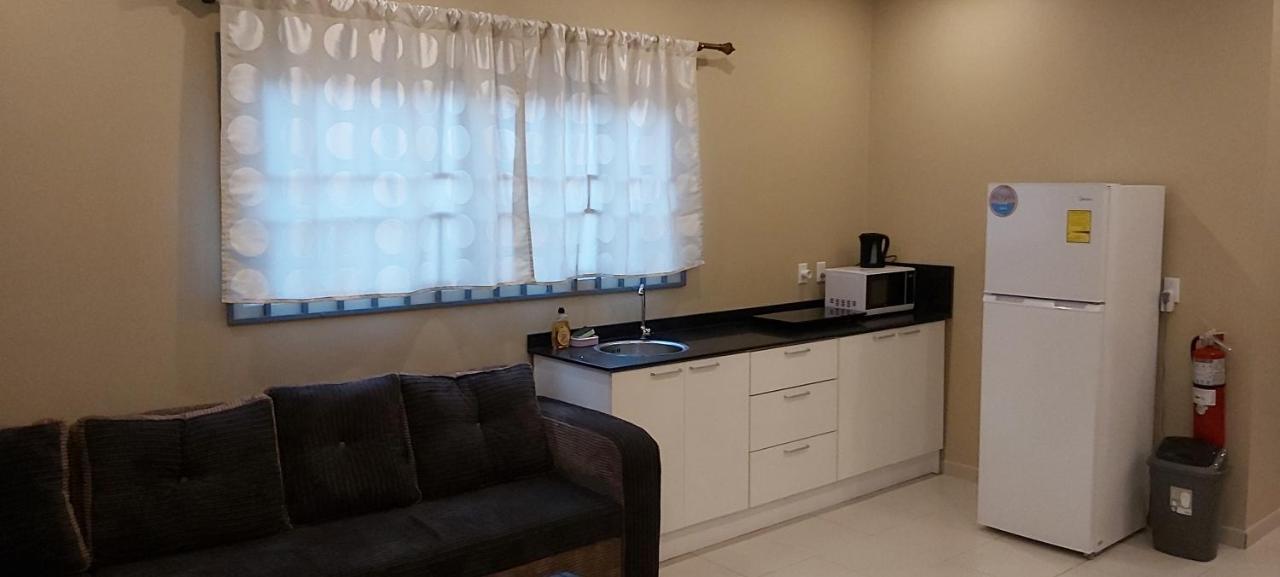 Waterland Suites Paramaribo Bagian luar foto