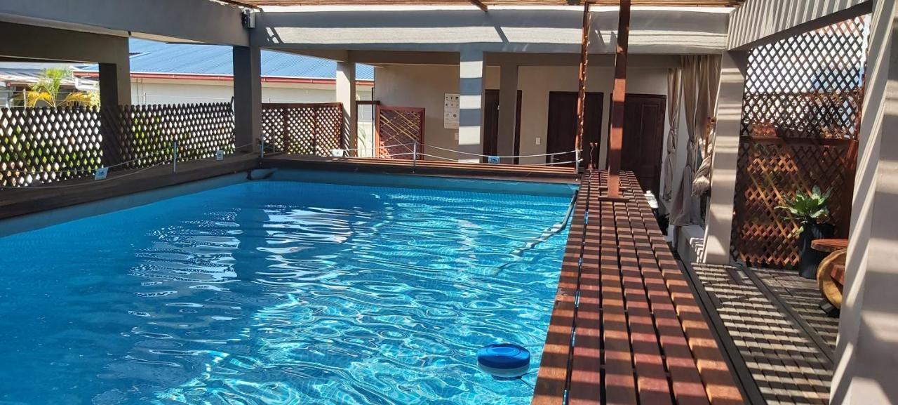 Waterland Suites Paramaribo Bagian luar foto